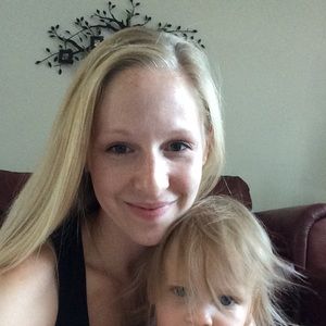 Meet your Posher, Cayce